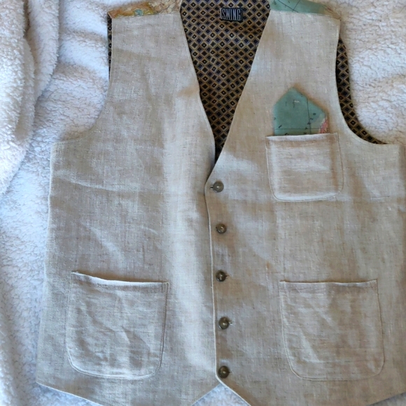Linen Map Vest - Picture 2 of 7